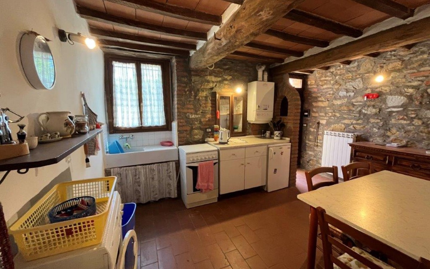 House in Panicale - Image 2