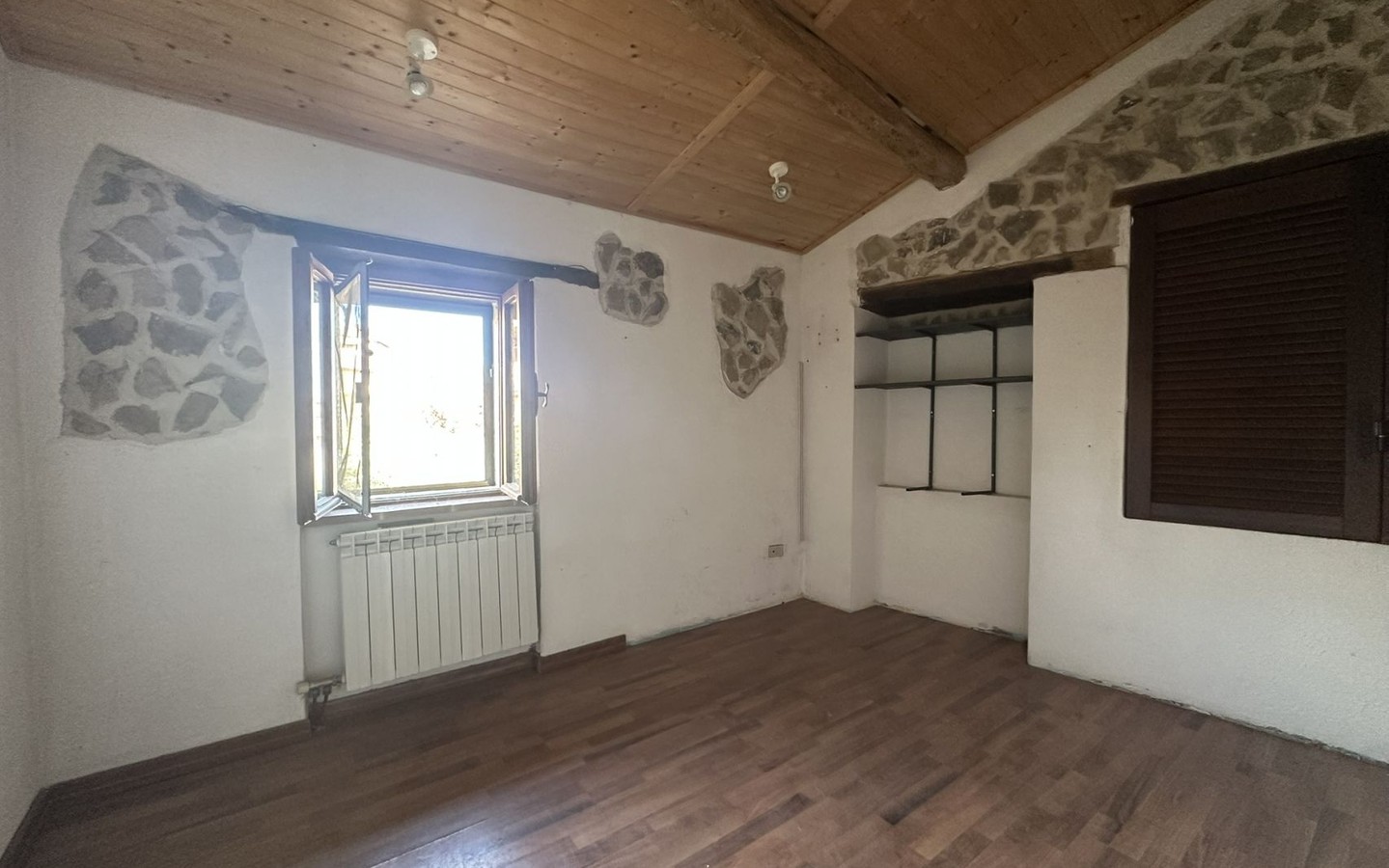 House in Fontignano - Image 4